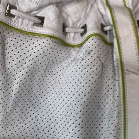 FRANCESCO BIASIA white leather lime green trimmed hobo style shoulder bag. - Picture 10 of 14